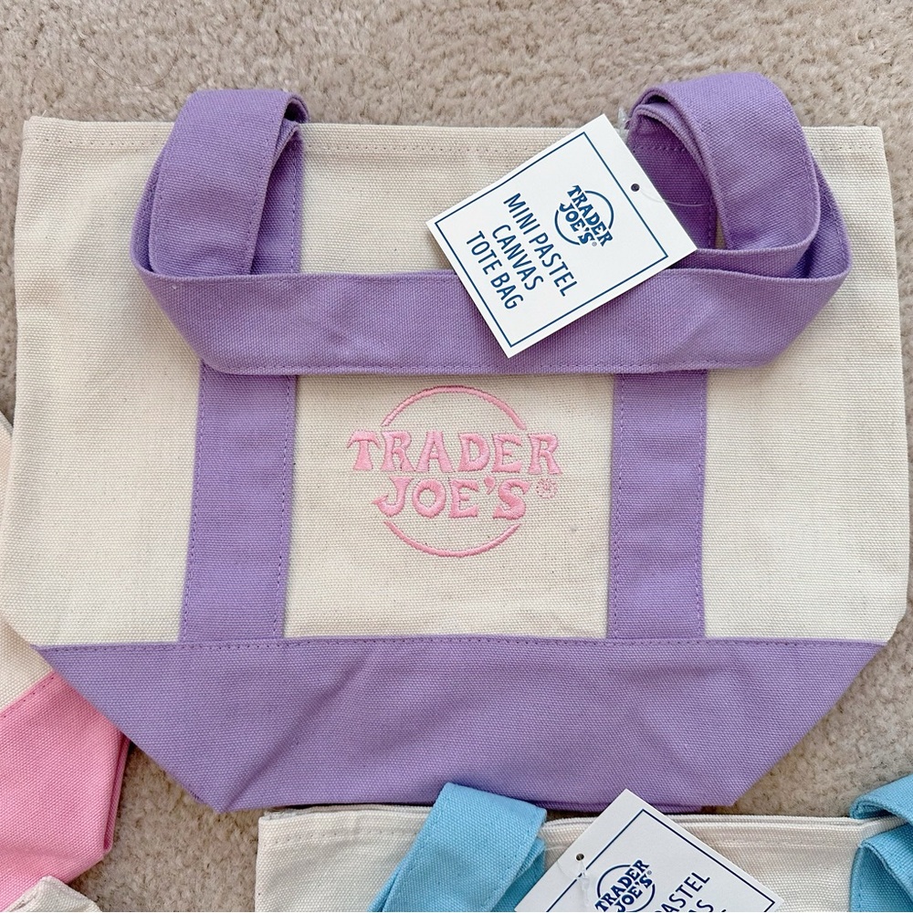 Trader Joe’s mini tote bag - Picture 3 of 6